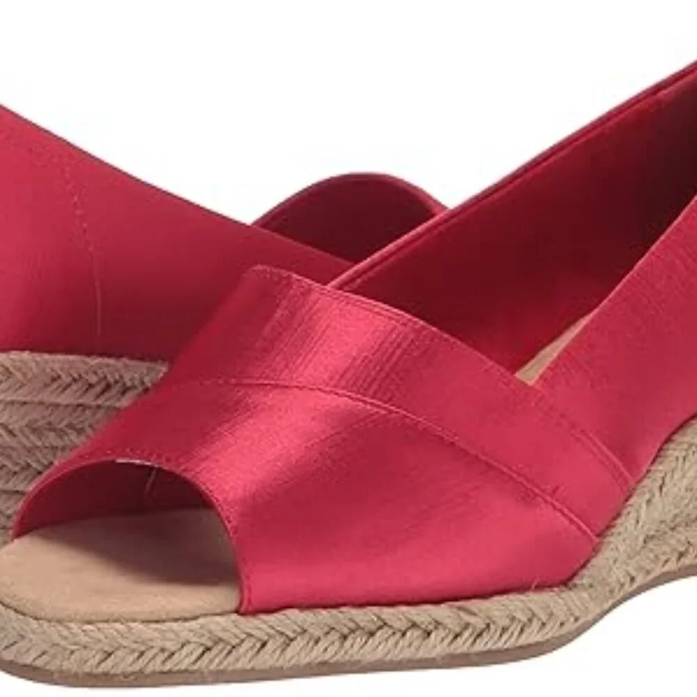 Easy Street Jasper Super Flex Espadrille Red Silky Wedge Sandal NWT Woman 7.5WW